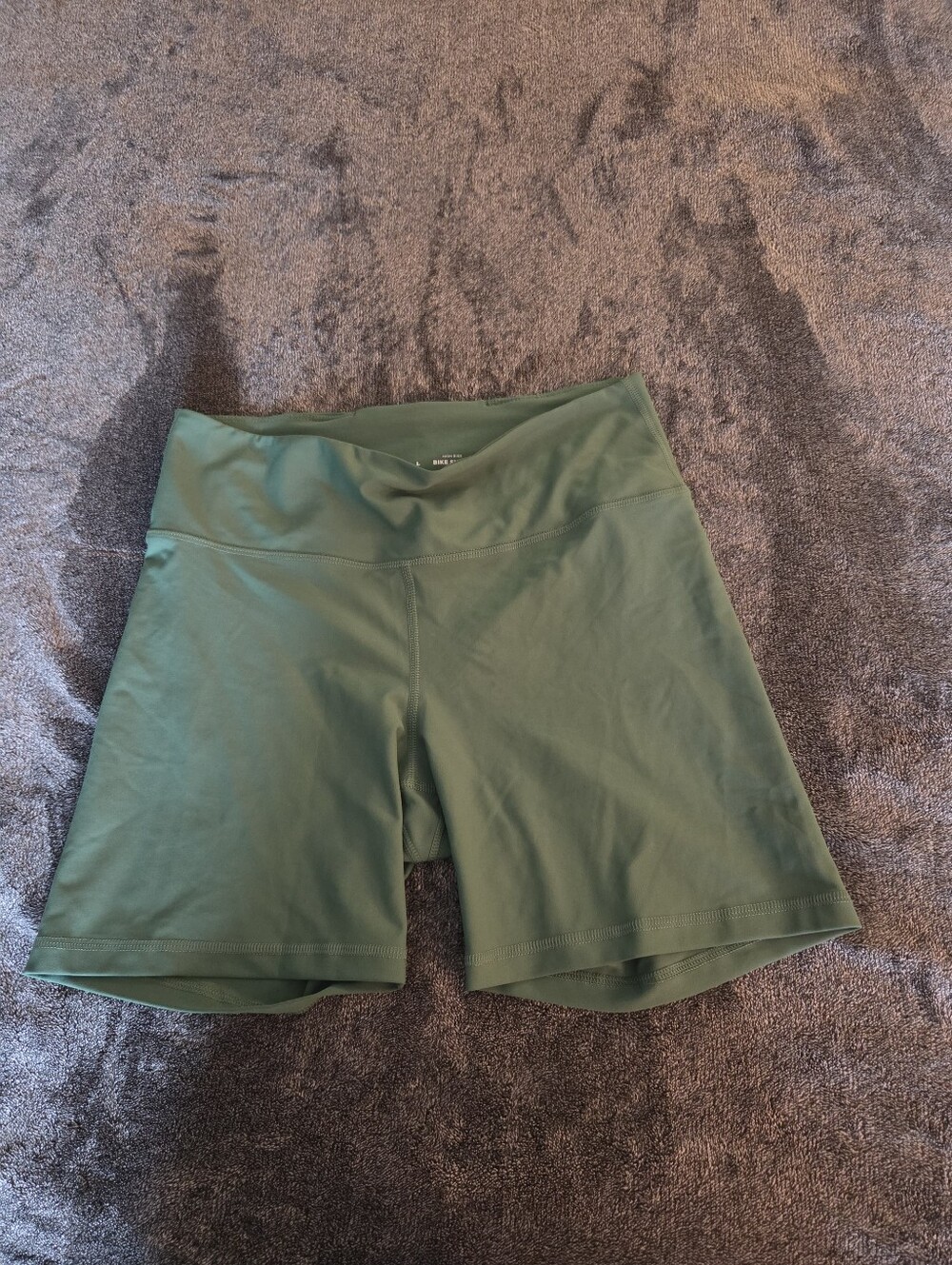 Old Navy High-Rise Active Shorts Size L